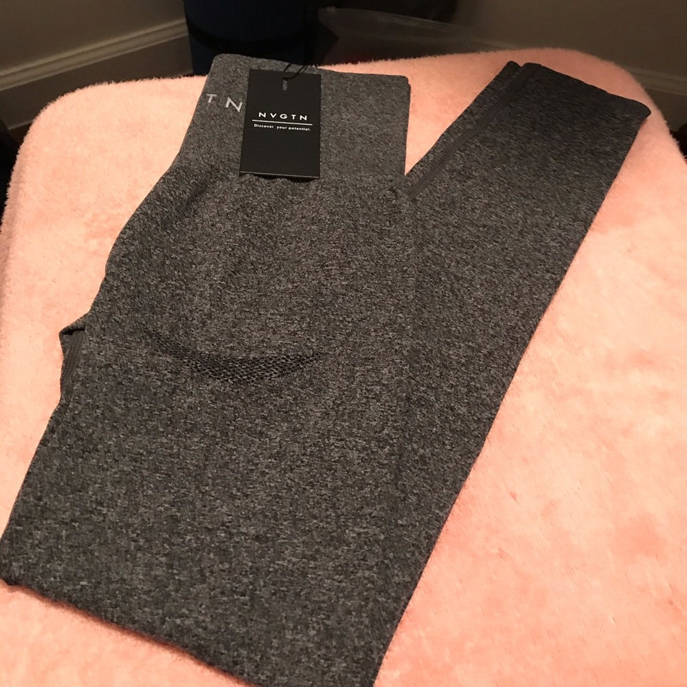 nvgtn black speckled seamless leggings